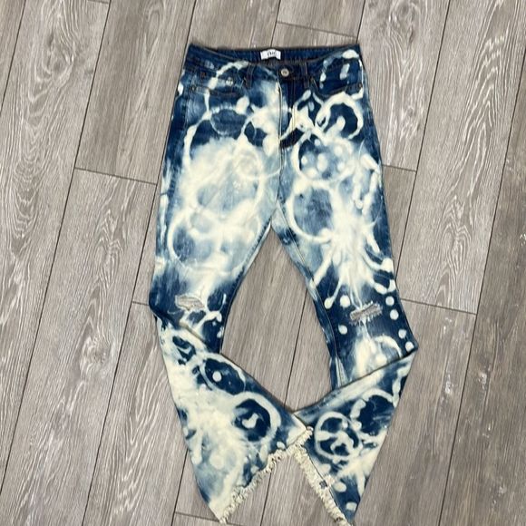 YMI Bleach Washed Denim Jeans - Picture 15 of 15